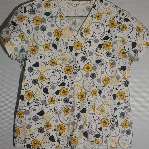 Scrub, scrubs, scrub tops!! - Picture 9 of 11